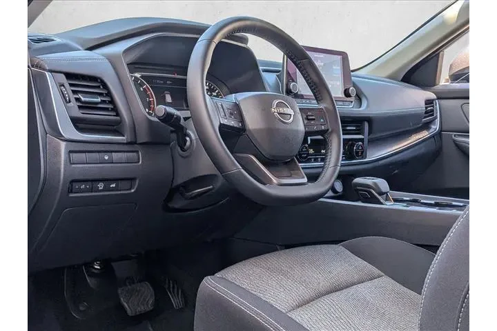$29999 : Nissan Rogue 2025 SV 4dr Cro image 10