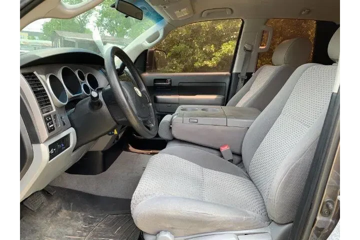 $17995 : 2011 Tundra Grade image 5