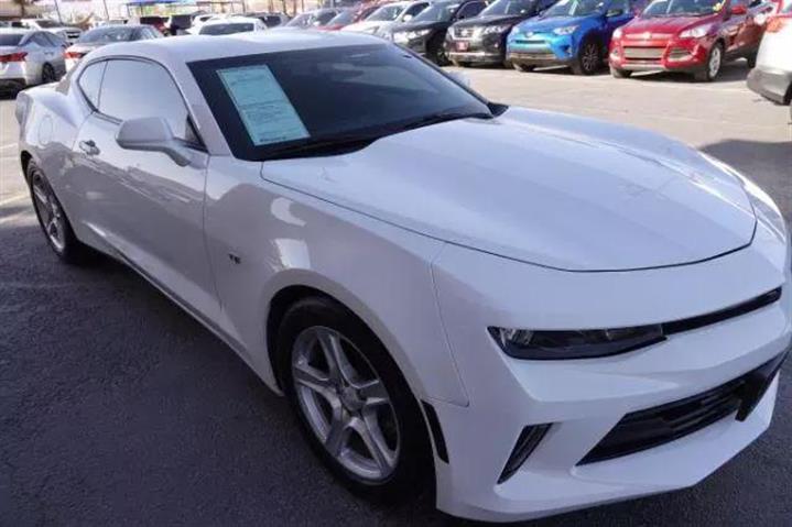 $28995 : Pre-Owned 2018 Camaro LS Coup image 4