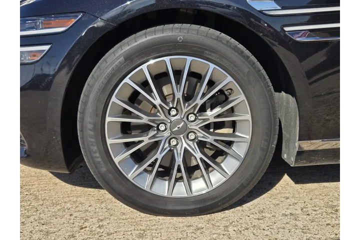 $34991 : Genesis G80 2023 AWD 2.5T 4d image 7