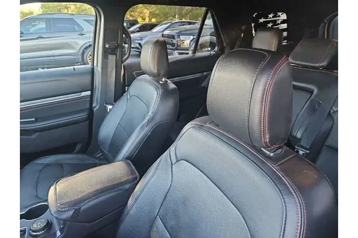 $19095 : Ford Explorer 2018 AWD Sport image 4