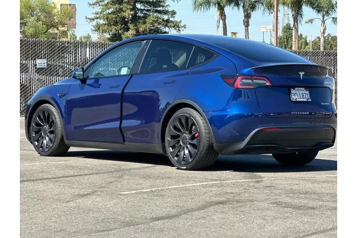 $32430 : Tesla Model Y 2022 AWD Perfo image 5