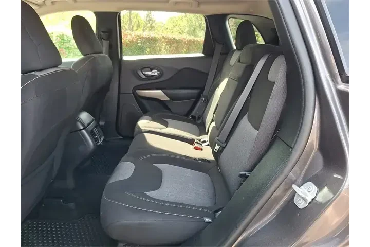 $14845 : Jeep Cherokee 2018 4x4 Latit image 10