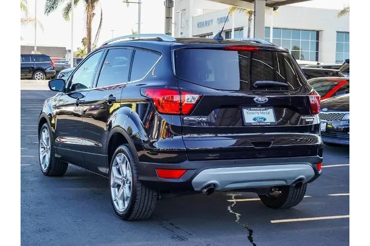 $15392 : Ford Escape 2019 Titanium 4d image 6