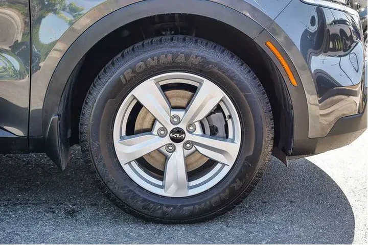 $20000 : Kia Sorento 2022 LX 4dr SUV image 10