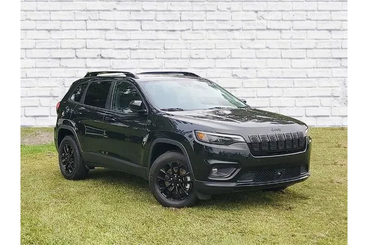 $21300 : Jeep Cherokee 2023 4x4 Altit image 1