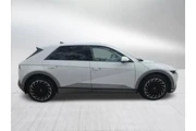 $33850 : Hyundai IONIQ 5 2023 AWD Lim thumbnail