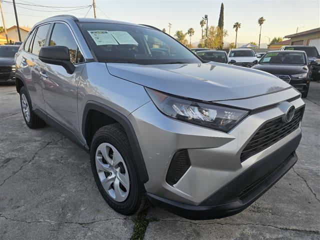 $19995 : 2021 RAV4 LE image 3