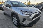 $19995 : 2021 RAV4 LE thumbnail