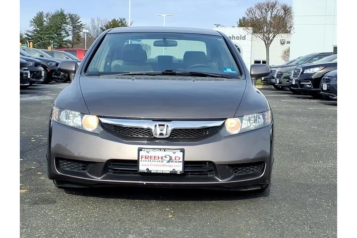 $8900 : Honda Civic 2010 LX 4dr Seda image 2
