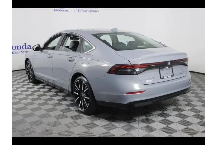 $32875 : Honda Accord Hybrid 2023 Tou image 5