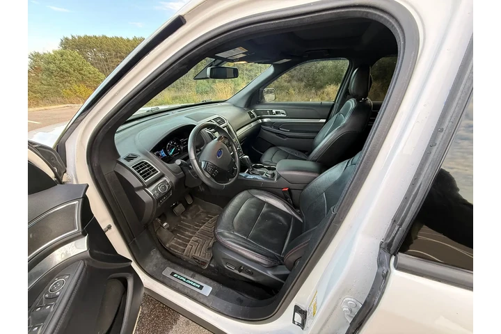 $9900 : 2019 Ford Explorer SPORT AWD image 8