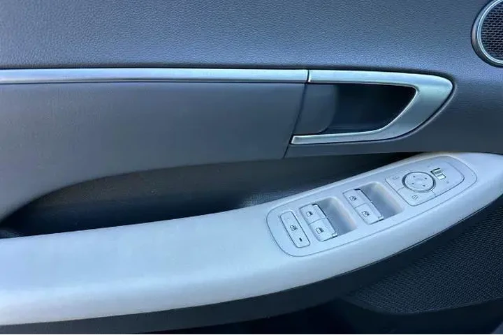$21564 : Hyundai SONATA 2025 SEL 4dr image 10