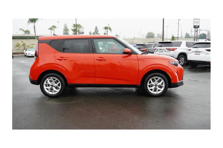 $17250 : 2024 Soul LX image 5