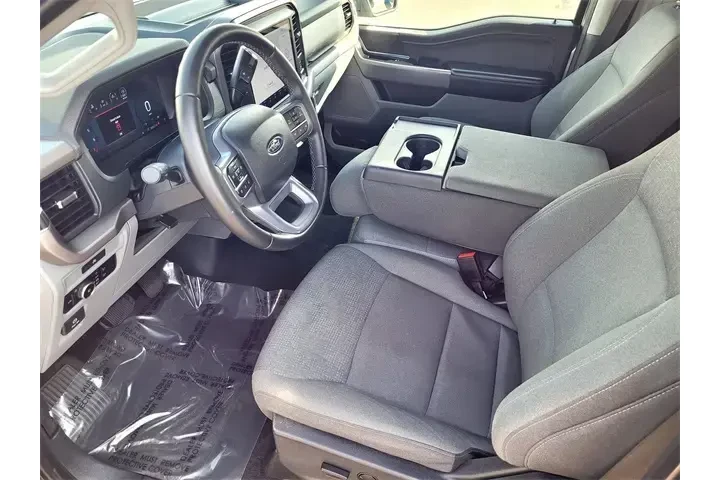 $39888 : Ford F-150 2025 4x2 XLT 4dr image 10