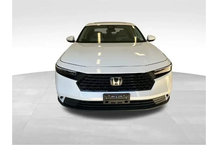 $25892 : Honda Accord 2024 EX 4dr Sed image 3