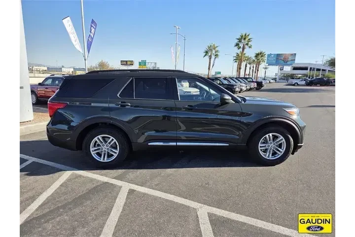 $25977 : Ford Explorer 2022 XLT 4dr S image 8