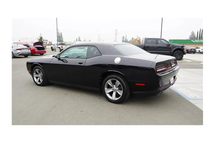 $13984 : 2016 Challenger SXT image 8