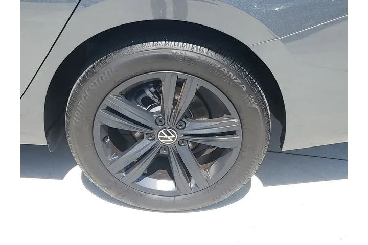 $17988 : Volkswagen Jetta 2023 SE 4dr image 6