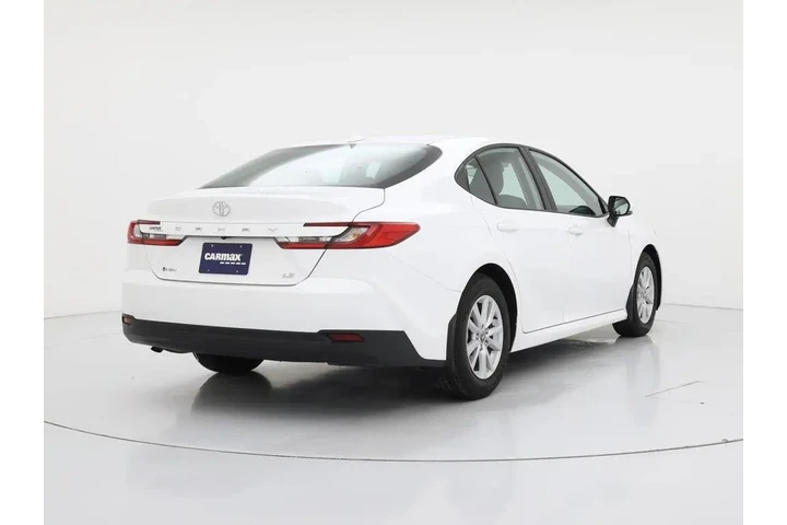 $30998 : Toyota Camry 2026 LE 4dr Sed image 8