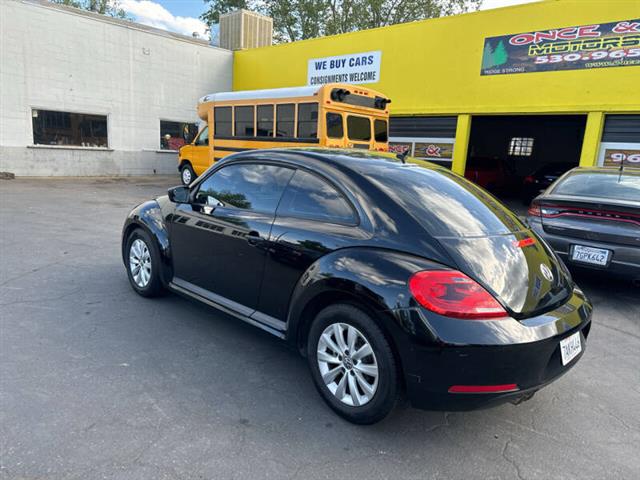 $9830 : 2013 Beetle 2.5L Entry PZEV image 6