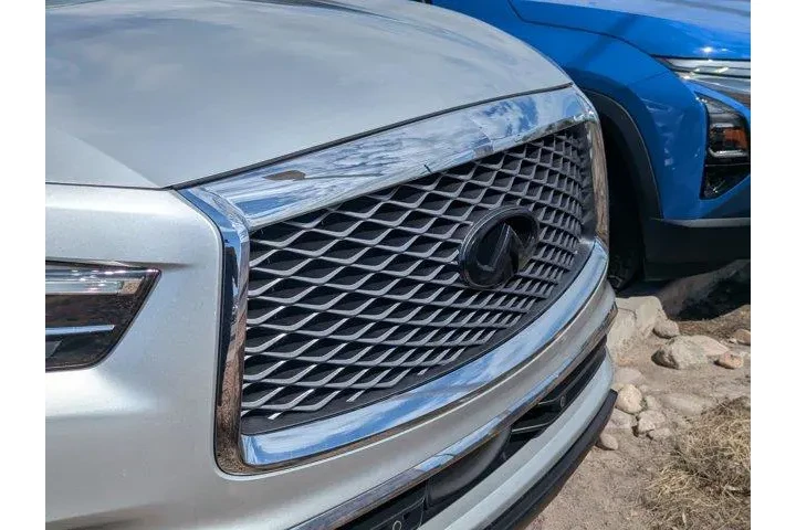 INFINITI QX80 2020 Luxe 4dr image 4