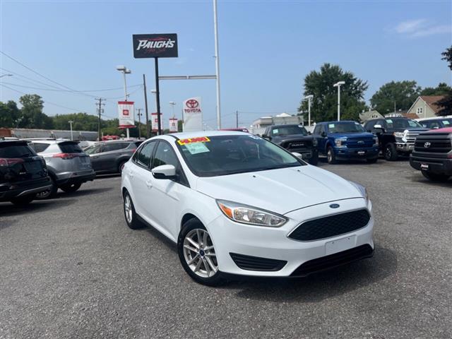 $6990 : 2016 Focus image 1