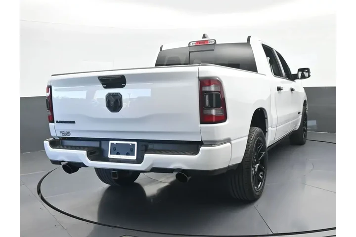 $39998 : Ram 1500 2023 4x2 Laramie 4d image 5
