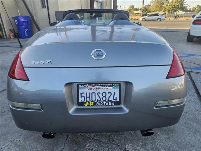 $10995 : 2004 350Z Enthusiast Roadster image 5