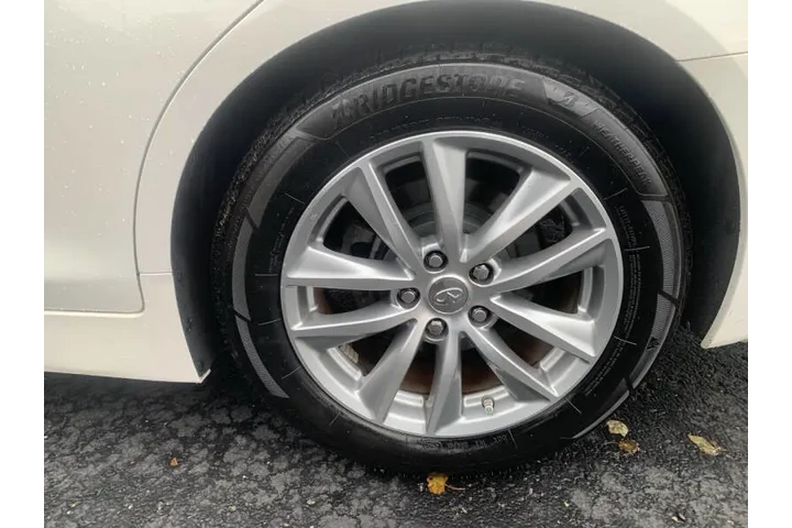 $9995 : 2014 Q50 Premium image 10