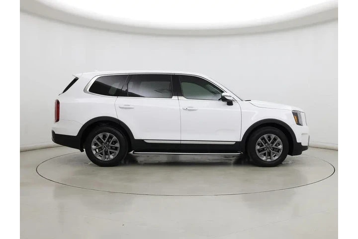$32998 : Kia Telluride 2023 LX 4dr SU image 7