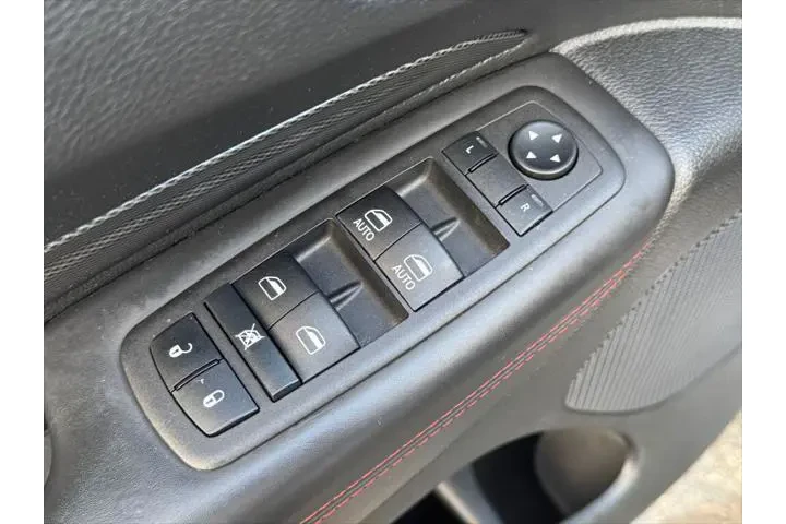 $36120 : Dodge Durango 2023 AWD GT 4d image 6