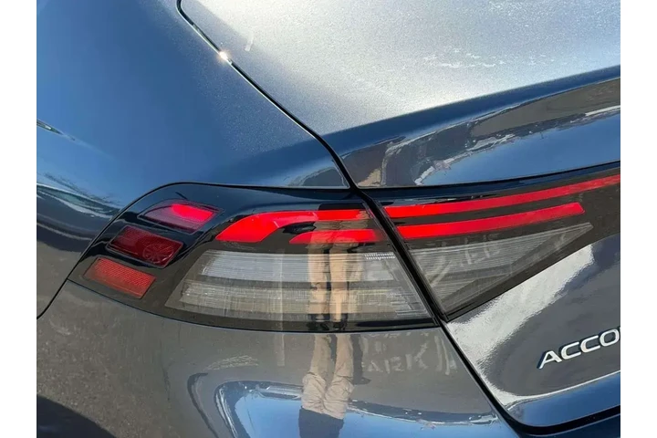 $24985 : Honda Accord 2024 EX 4dr Sed image 10