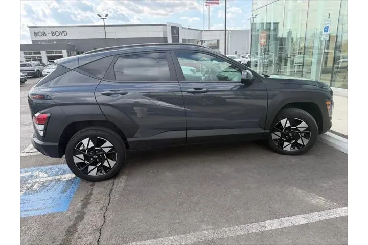 $21866 : Hyundai KONA 2024 AWD SEL 4d image 3
