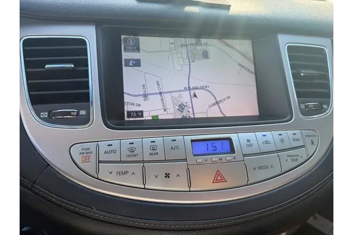 $8991 : Hyundai Genesis 2010 4.6L V8 image 6