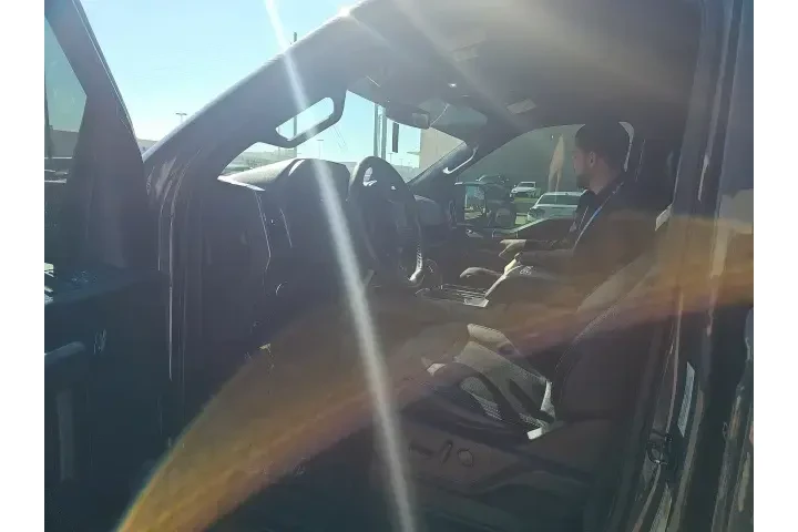 $34308 : Ford F-150 2020 4x4 Platinum image 5