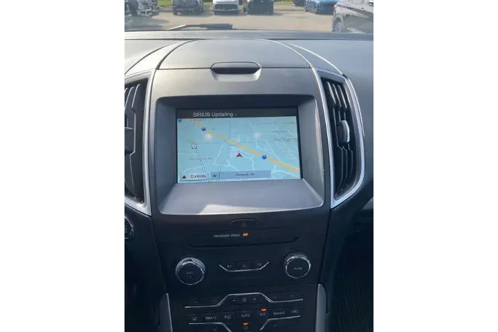 $15975 : Ford Edge 2018 SEL 4dr Cross image 8