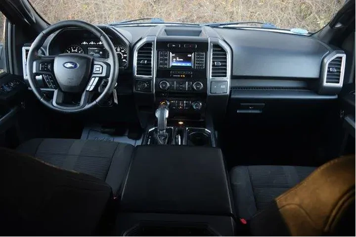 $12000 : Ford F-150 2015 4x4 XLT 4dr image 8