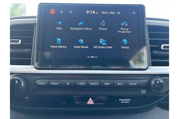 $19995 : Hyundai VENUE 2024 image 8