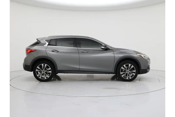 $16998 : INFINITI QX30 2017 AWD Luxur image 7