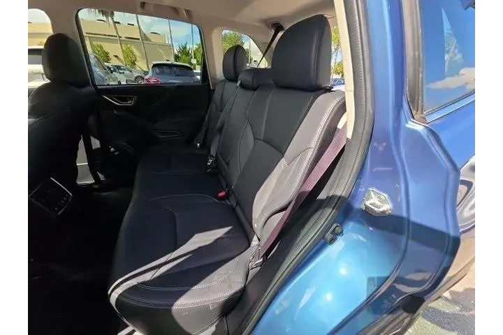 $32350 : Subaru Forester 2022 AWD Tou image 6