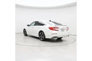 $29998 : Honda Accord 2022 Sport 4dr thumbnail