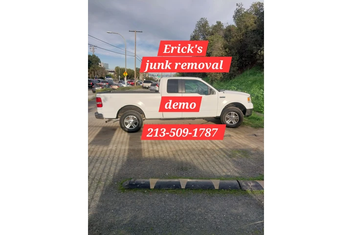 Erick's junk removal image 4