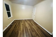 $1200 : Rento recamara con Baño thumbnail