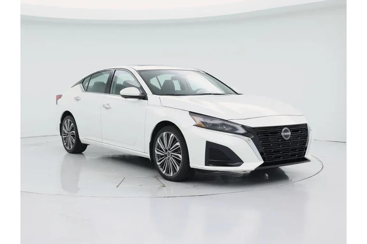 $23998 : Nissan Altima 2023 AWD 2.5 S image 1