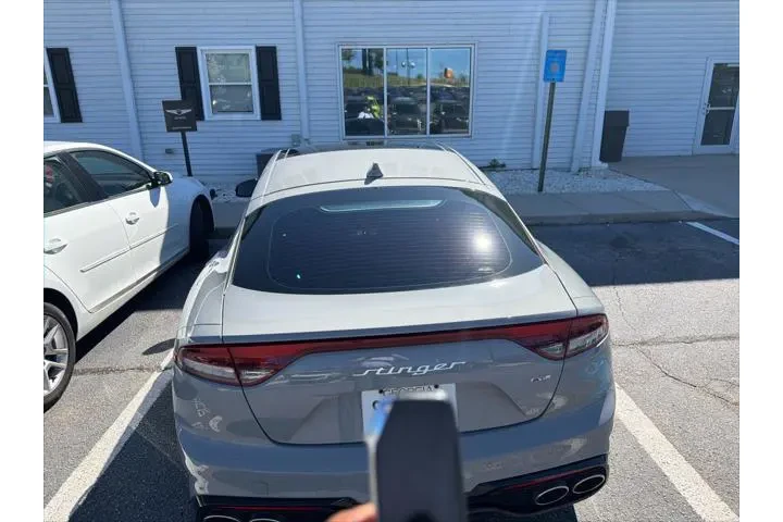 $26091 : Kia Stinger 2023 GT-Line 4dr image 2