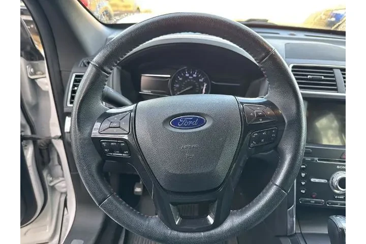 $22431 : Ford Explorer 2018 AWD Sport image 9