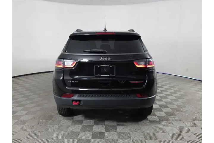 $22132 : Jeep Compass 2022 4x4 Trailh image 7