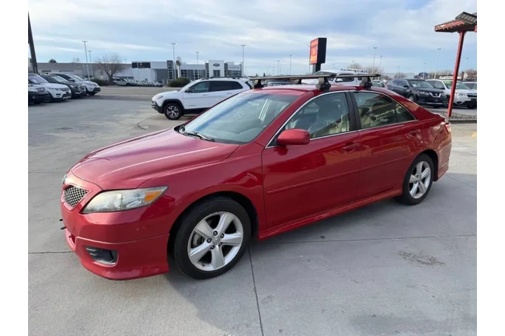 $11999 : 2011 Camry SE V6 image 3