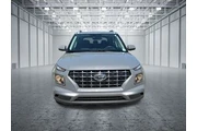 $17998 : Hyundai VENUE 2023 SEL 4dr C thumbnail